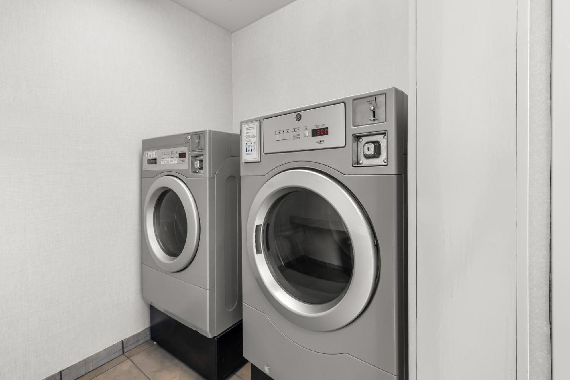 Comfort Inn & Suites Rome South Luaran gambar